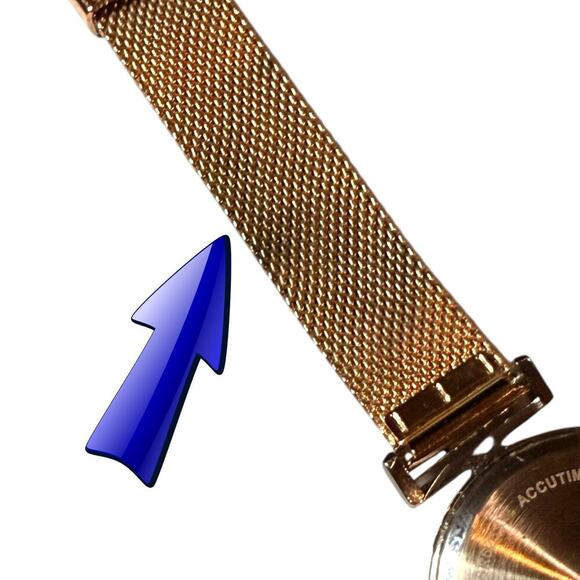 Tahari Watch Womens Rose Gold Tone Mother of Pearl Mesh Bracelet Quartz WORKS